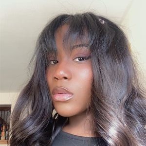 Meet your Posher, Antoinette